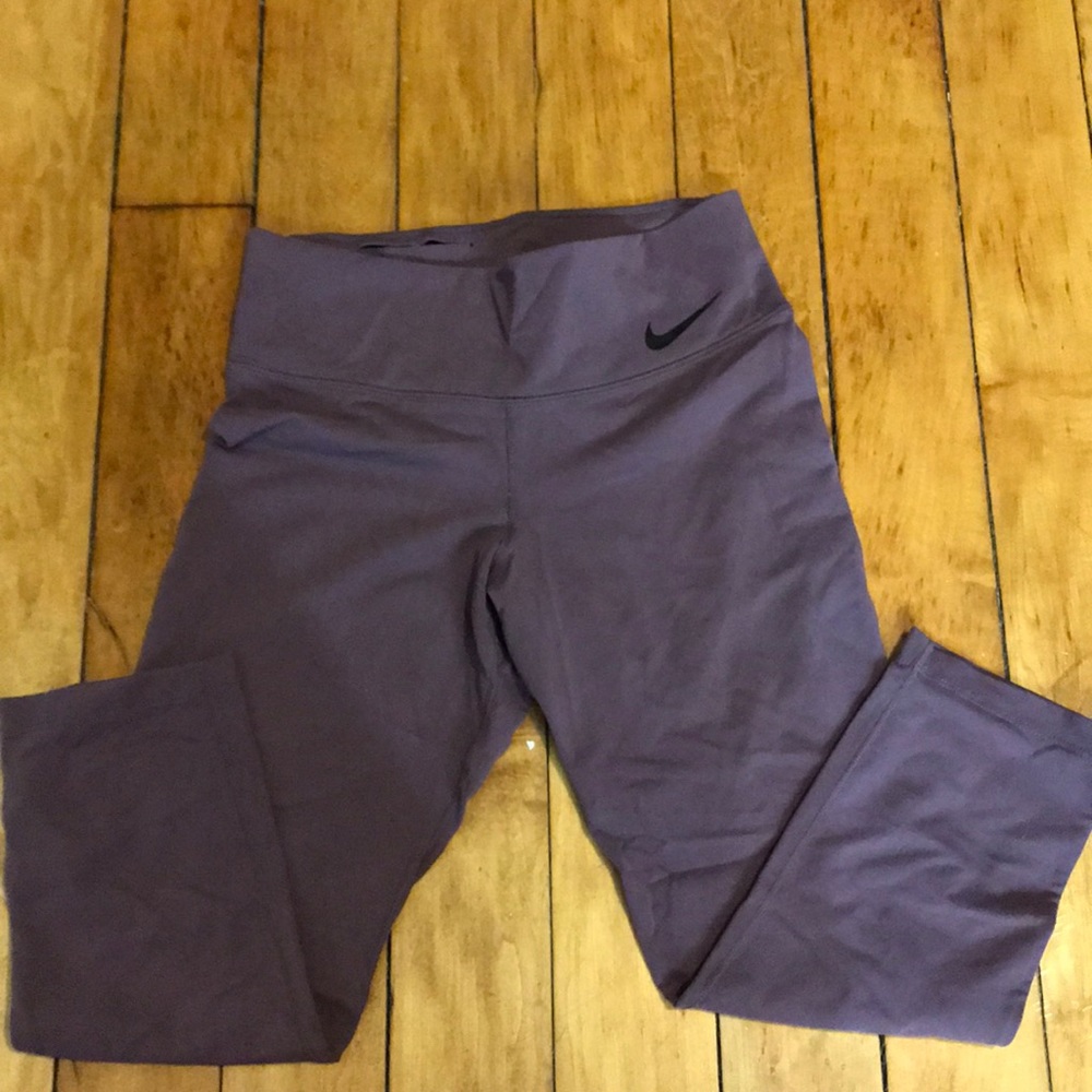Nike dri fit crop leggings